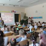 Владимирские партийцы организовали встречу школьников с ветераном