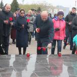 В Нарьян-Маре в День памяти и скорби прошла акция «Свеча памяти»