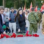 «Единая Россия» в Удмуртии приняла участие в акции «Свеча памяти»