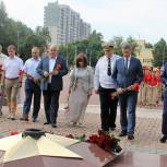Подольские партийцы приняли участие в памятных мероприятиях в День памяти и скорби