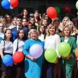 Золотые и серебряные медалисты Сыктывкара пополнили плеяду талантливой молодежи города 