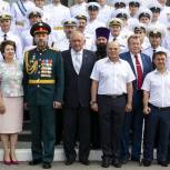 В Севастопольском президентском кадетском училище поздравили первых выпускников