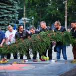 Арзамасцы зажгли сотни свечей в память о героях Великой Отечественной войны