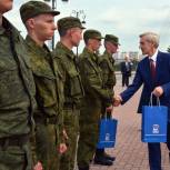 В Президентский полк отправились служить 15 ребят из Тюменской области