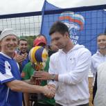 Кубок по волейболу разыграли в Пскове активисты «Единой России» и «Молодой Гвардии» 