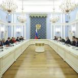 Правительство России обсудит выделение 2 млрд рублей на льготные кредиты малому бизнесу – Медведев