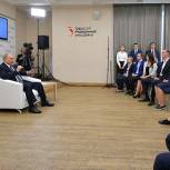 Путин пообещал подумать над созданием грантов для преподавателей вузов