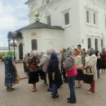 Сергей Медведев организовал пенсионерам поездку в Тобольск