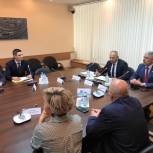 В Госдуме обсудили проблему массовой гибели пчёл в различных регионах России