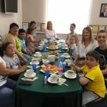 Депутат ЗСК Татьяна Рой встретилась с детьми Краевой общественной организации «Радость жизни»