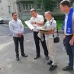 Партийцы Ленинского района еще раз проверили дворы, благоустройство которых завершится в ближайшее время