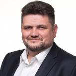 Сенатор от Хакасии Александр Жуков примет участие в партийном проекте «Парта Героя»