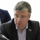 Артем Кавинов: «Вместе с областными законодателями представили инициативу жительницы Ковернинского района в Госдуме»