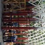 В Заречном парке поселка Шаранга партийцы проверили ход работ второй очереди благоустройства в рамках партпроекта «Городская среда»