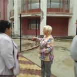 В Фокино партийцы оценили ход благоустройства двух городских пространств