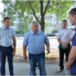 Партийцы совместно с главой Ульяновска проверили ход благоустройства дворов и общественных пространств