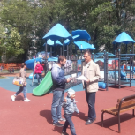 Для жителей Братеево построили новую детскую площадку