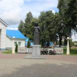 В Глинищево дан старт работам по благоустройству сквера 70-летия Победы