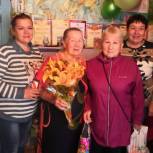 Жительница Койдина приняла поздравления с 80-летним юбилеем от партийцев