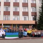 Усинские молодогвардейцы поддержали республиканскую экологическую акцию «Речная лента» 
