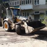 В Ульяновске по партийному проекту «Городская среда» приступили к благоустройству двора на Юности, 51