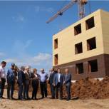 Депутаты Госсовета Чувашии и НГСД ознакомились с ходом строительства нового детского сада