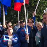 Партийцы Ямала отметили День Государственного флага 