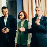 Юные жители Ялуторовска посмотрели спектакль «Конек-Горбунок»