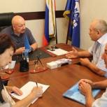 В Махачкале депутат Госдумы оказал содействие в решении жилищной проблемы инвалида