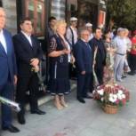«Помним... скорбим...» в Каспийске прошёл митинг посвящённый Дню солидарности в борьбе с терроризмом