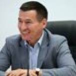 Бату Хасиков лидирует на выборах главы Калмыкии