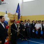 В Саракташской школе №2 открыли капитально отремонтированный спортзал