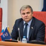 Алексей Константинов: «Публичный отчет перед избирателями должен стать постоянной практикой»
