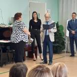 С Днем работников дошкольного образования поздравили педагогов в п.Самусь