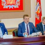 Регионы просят дать им право регулировать розничную продажу алкоголя в общепитах