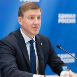 Турчак подготовил поправки ко второму чтению законопроекта об обращении лекарственных средств