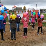 В Угличском районе открыли новую детскую площадку