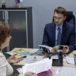 Алексей Вихарев провел личный прием граждан