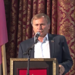 Депутат Народного Собрания  Республики Дагестан Мухтарпаша Умаханов поздравил педагогов с Днем учителя