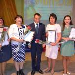 Фарит Ганиев поздравил учителей и пожилых людей Кигинского района