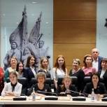 Волгоградские партийцы поздравили школьников – победителей конкурса «Лидер» акции «Здоровое питание – активное долголетие»