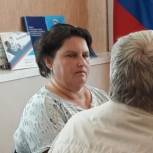 В петровской приемной пенсионерам помогли восстановить работу радиоточек