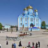 Нижнедевицкие партийцы организовали для ветеранов поездку в Задонск