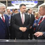Губернатор возглавил делегацию региона на выставке "Дорога 2019" в Екатеринбурге