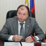 Депутат Государственной Думы Заур Аскендеров провёл выездное совещание в Махачкале