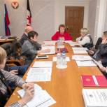 Продажу энергетических напитков несовершеннолетним в республике могут ограничить