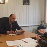 Депутат Михаил Сапрыкин провел прием граждан в Веселовском районе