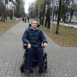 Владимир Иванов помог курчатовцу получить инвалидную коляску 