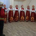 Депутат Советского района Елена Мокеева поздравила самарчанок с Днем матери