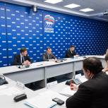 Медведев: На Съезде будет закреплен статус Правозащитного центра «Единой России»